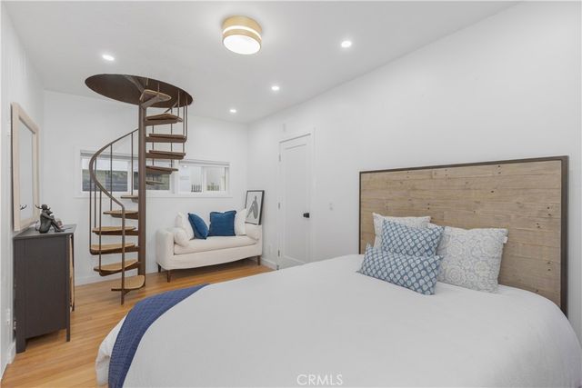 106 31st Street, Newport Beach, CA 92663