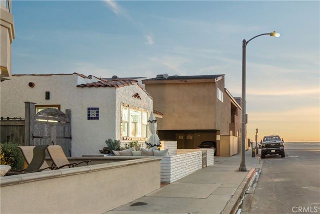 106 31st Street, Newport Beach, CA 92663