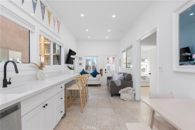 106 31st Street, Newport Beach, CA 92663