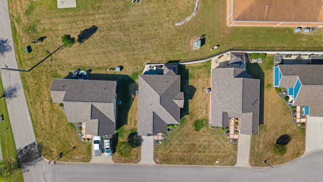 21 Leaflet Avenue, Somerset, KY 42503