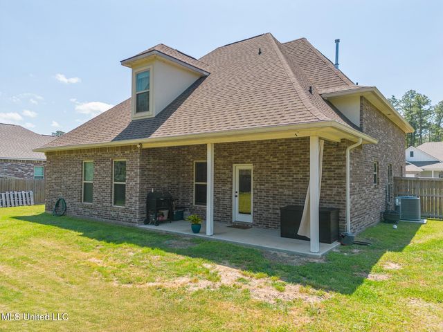 12023 Michael Grace Drive, Gulfport, MS 39503