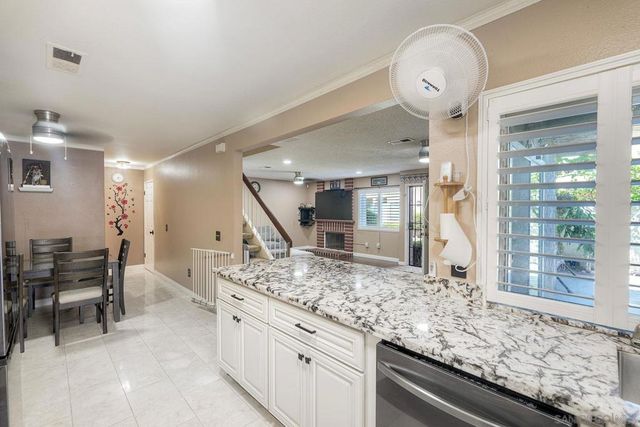 13635 Comuna Dr, Poway, CA 92064