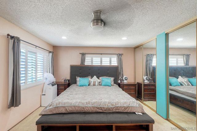 13635 Comuna Dr, Poway, CA 92064