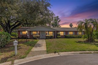 6401 WINGFOOT CIRCLE, Tampa, FL 33634