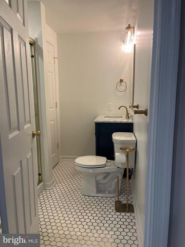 233 BIRCHWOOD DR, West Chester, PA 19380