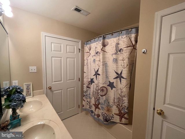 233 BIRCHWOOD DR, West Chester, PA 19380