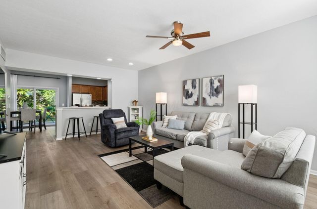 1836 Epic Way, 38, Grove City, OH 43123