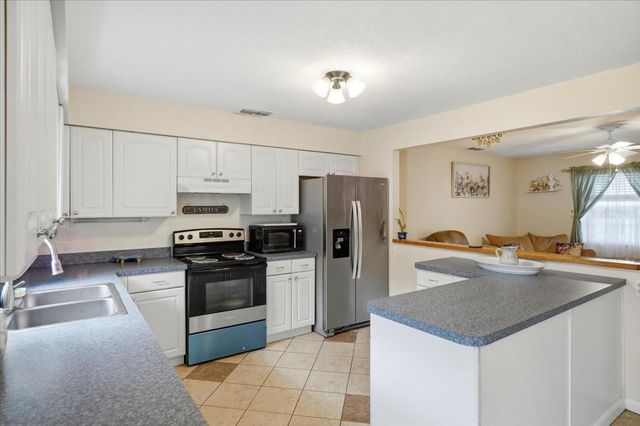 156 MANSEAU DRIVE, Winter Haven, FL 33880