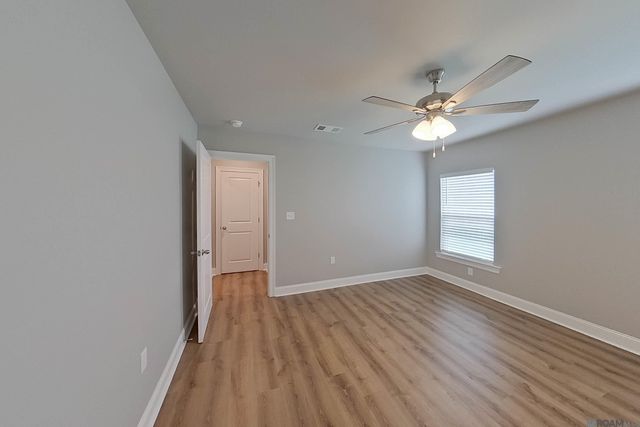 13963 Barrington Ave, Denham Springs, LA 70726