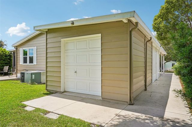 1620 W SCHWARTZ BOULEVARD, The Villages, FL 32159