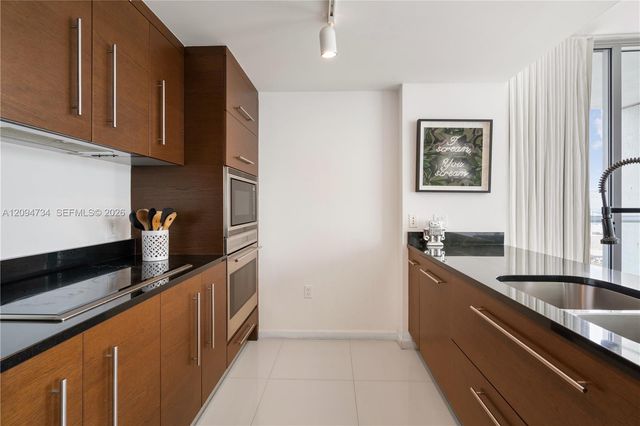 485 Brickell Avenue 3904, Miami, FL 33131