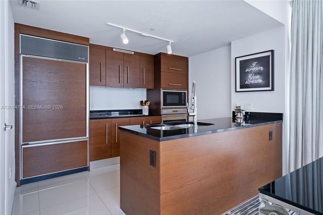 485 Brickell Avenue 3904, Miami, FL 33131