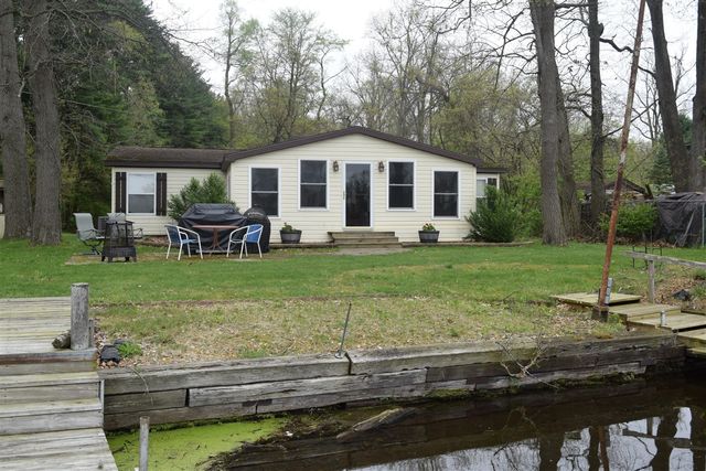12230 Riverside Drive, White Pigeon, MI 49099