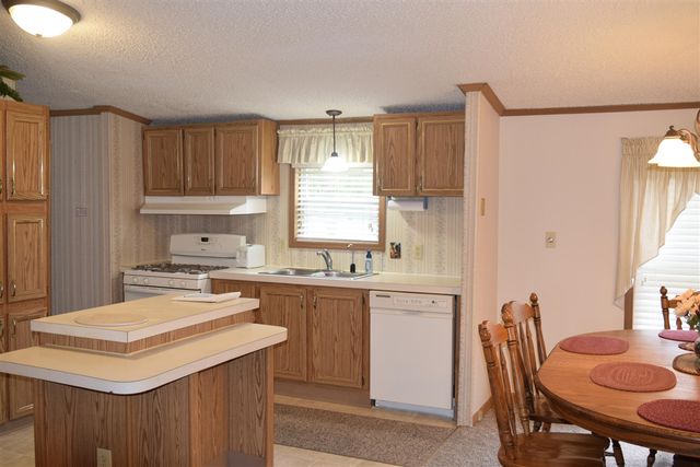 12230 Riverside Drive, White Pigeon, MI 49099