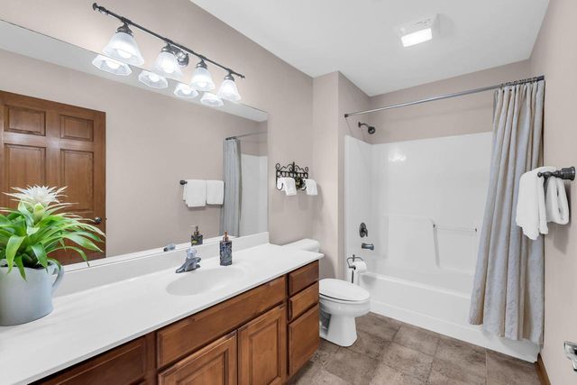 6408 Merganser DRIVE, Mount Pleasant, WI 53406