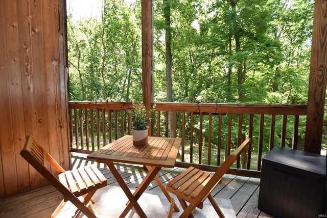 9473 S Pointe Lasalles Dr Unit 96, Bloomington, IN 47401