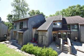 9473 S Pointe Lasalles Dr Unit 96, Bloomington, IN 47401