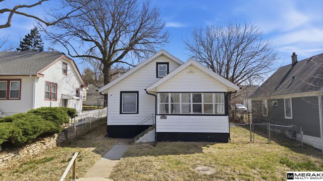 4531 N 40 Street, Omaha, NE 69104
