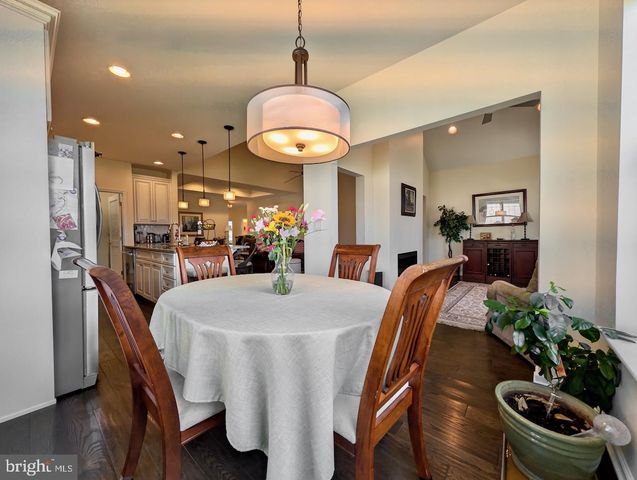 4139 CLEARBROOK RD, Emmaus, PA 18049