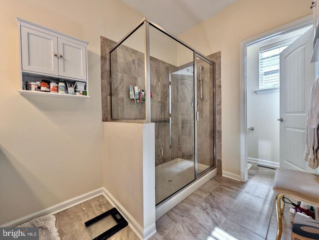 4139 CLEARBROOK RD, Emmaus, PA 18049