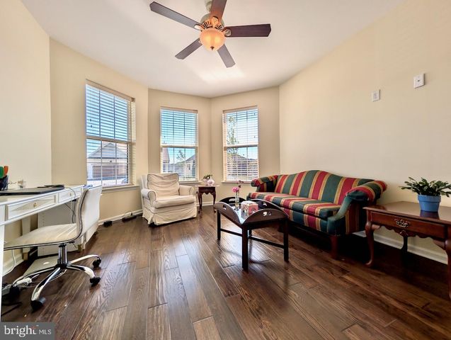 4139 CLEARBROOK RD, Emmaus, PA 18049