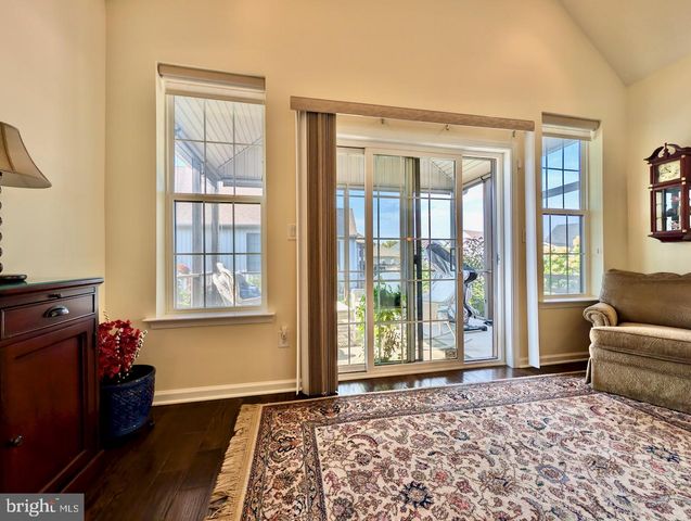 4139 CLEARBROOK RD, Emmaus, PA 18049