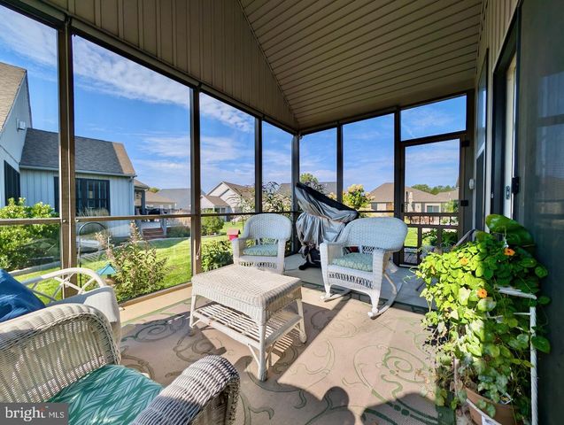 4139 CLEARBROOK RD, Emmaus, PA 18049