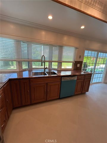 1734 N Yurok, Orange, CA 92867