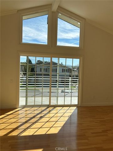 1734 N Yurok, Orange, CA 92867