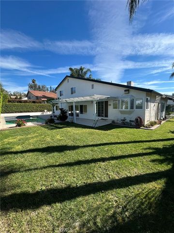 1734 N Yurok, Orange, CA 92867