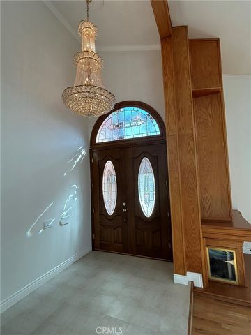 1734 N Yurok, Orange, CA 92867