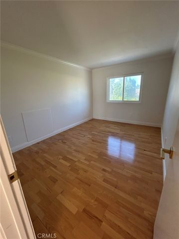 1734 N Yurok, Orange, CA 92867