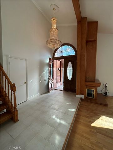 1734 N Yurok, Orange, CA 92867