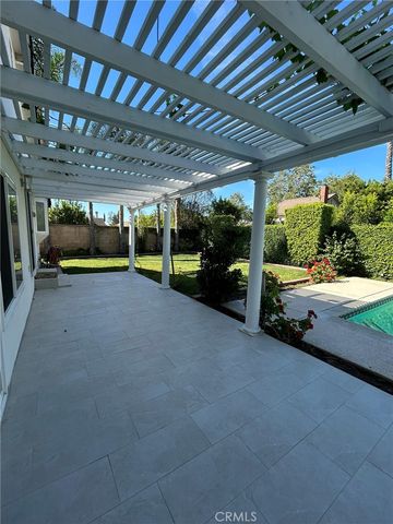 1734 N Yurok, Orange, CA 92867