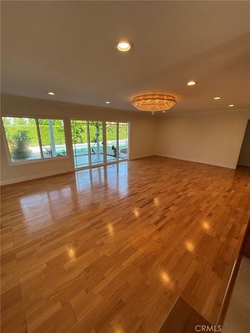 1734 N Yurok, Orange, CA 92867