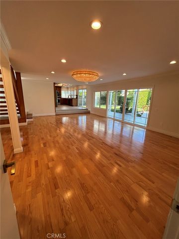 1734 N Yurok, Orange, CA 92867