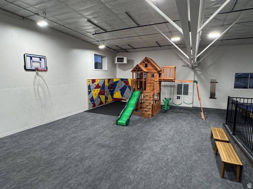 Image 16 of property listing at 140 W 150 S, Garden City, UT 84028