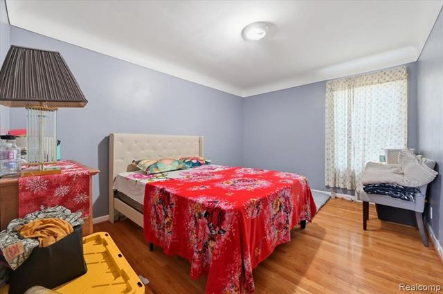 8565 Potomac Street, Center Line, MI 48015