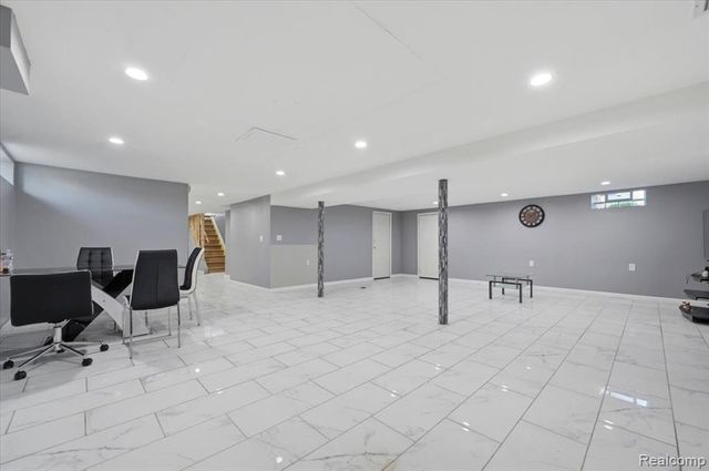8565 Potomac Street, Center Line, MI 48015