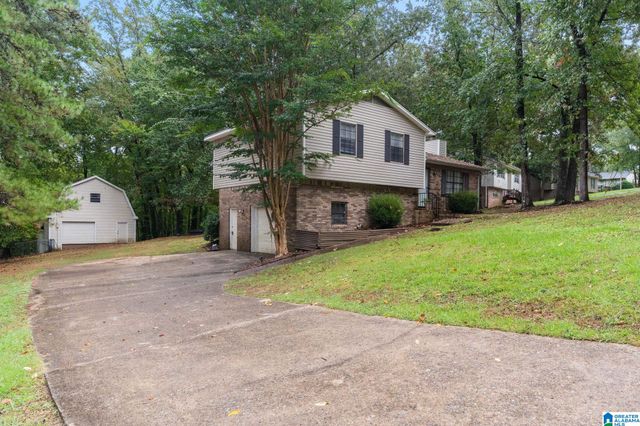 1152 OAK CREEK TRAIL NE, Pinson, AL 35215