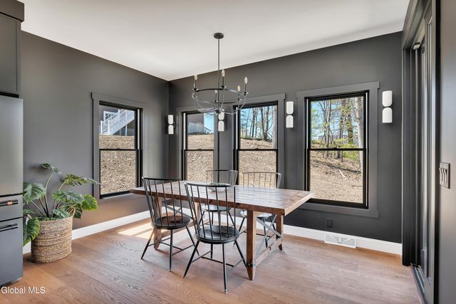 76 Schuurman Road, Schodack, NY 12033