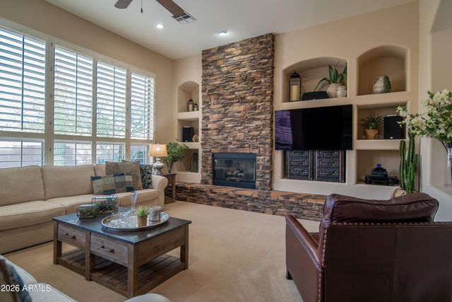 14221 S 2ND Street, Phoenix, AZ 85048