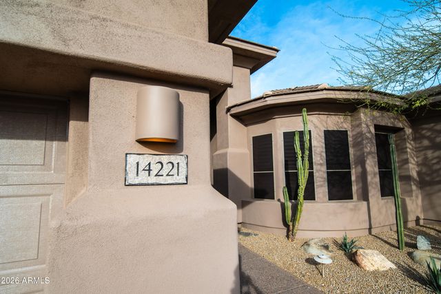 14221 S 2ND Street, Phoenix, AZ 85048