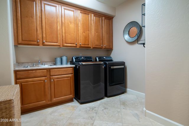 14221 S 2ND Street, Phoenix, AZ 85048