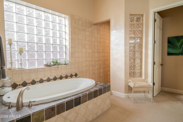 14221 S 2ND Street, Phoenix, AZ 85048