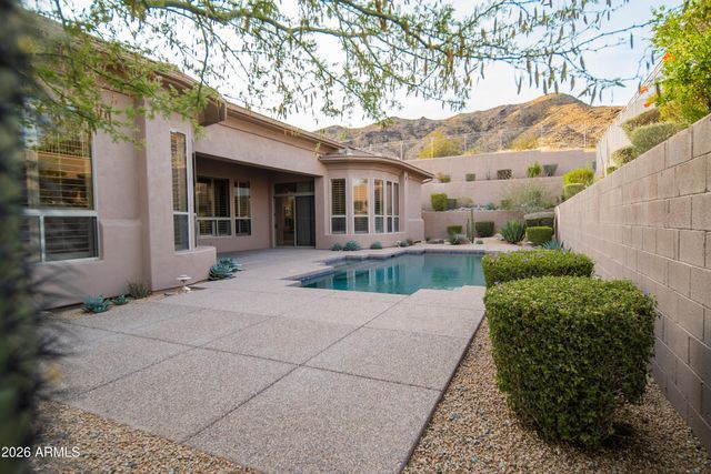 14221 S 2ND Street, Phoenix, AZ 85048