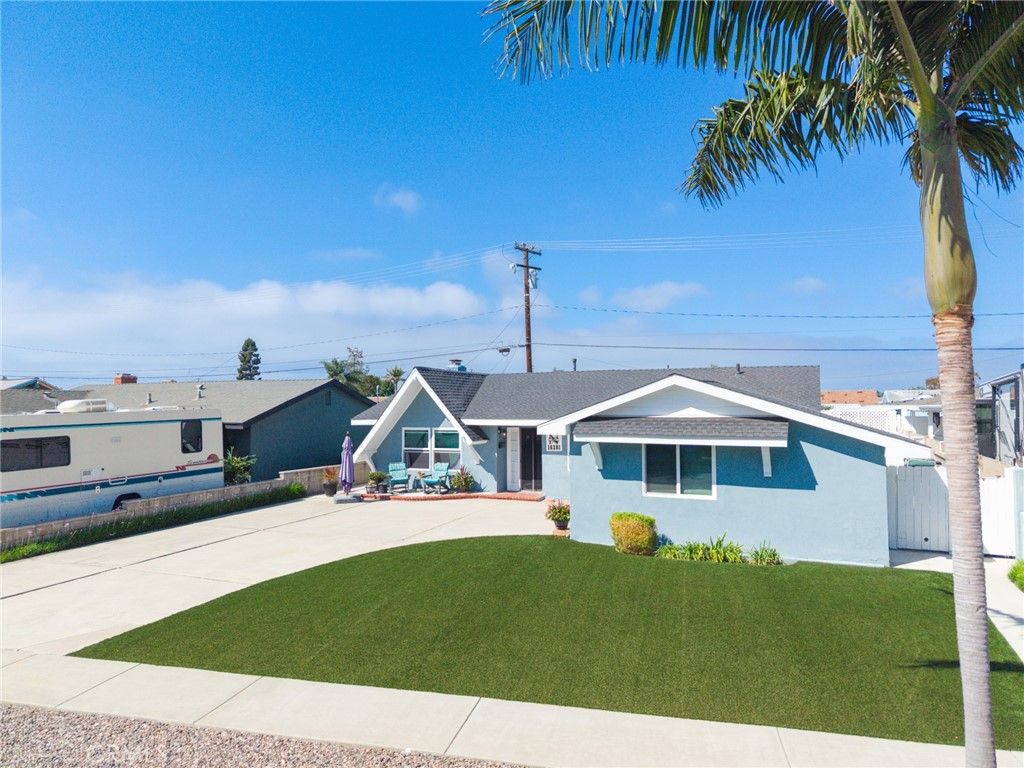 16281 Saratoga Lane, Huntington Beach, CA 92649 — exterior