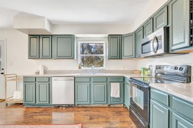 4111 E KNIGHTS GRIFFIN ROAD, Plant City, FL 33565