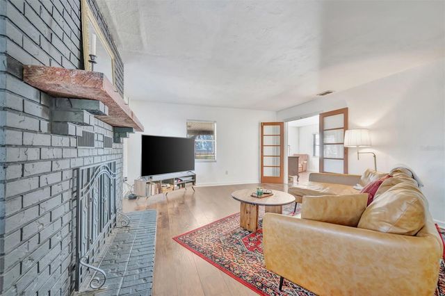 4111 E KNIGHTS GRIFFIN ROAD, Plant City, FL 33565