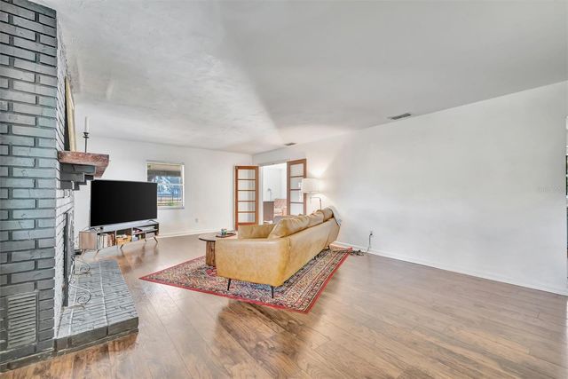 4111 E KNIGHTS GRIFFIN ROAD, Plant City, FL 33565